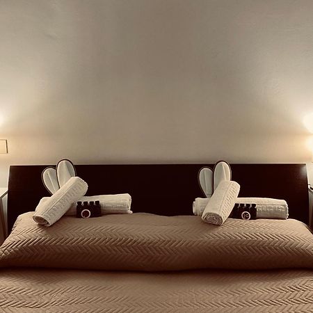 Palazzo Pia Rooms Valdragone 외부 사진
